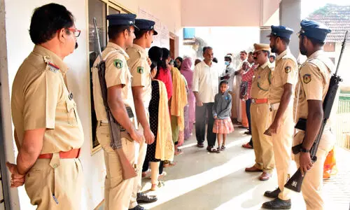 മാവോവാദികൾ ഇല്ലെങ്കിലും സുരക്ഷക്ക് കുറവില്ല മാവോവാദികൾ ഇല്ലെങ്കിലും സുരക്ഷക്ക് കുറവില്ല