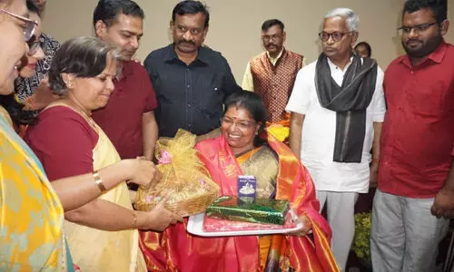 ക​ന്ന​ട മധുരം പ​ക​ർ​ന്നു​ന​ൽ​കി ഡോ. ​സു​ഷ​മ