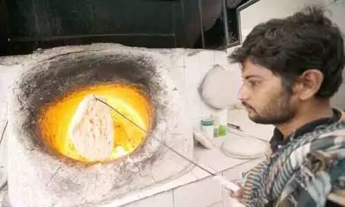 സ​ബ്‌​സി​ഡി മാ​വ് ദു​രു​പ​യോ​ഗം ചെ​യ്യു​ന്നു