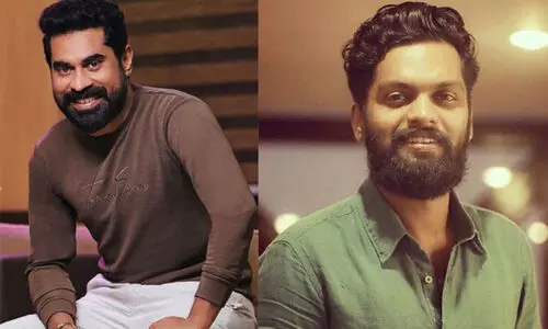 മുഴുനീള കോമഡിയുമായി സുരാജ് വെഞ്ഞാറമൂടും ബാലു വർഗീസും; റൺ മാമാ റൺ ചിത്രീകരണം ഉടൻ ആരംഭിക്കും മുഴുനീള കോമഡിയുമായി സുരാജ് വെഞ്ഞാറമൂടും ബാലു വർഗീസും; റൺ മാമാ റൺ ചിത്രീകരണം ഉടൻ ആരംഭിക്കും