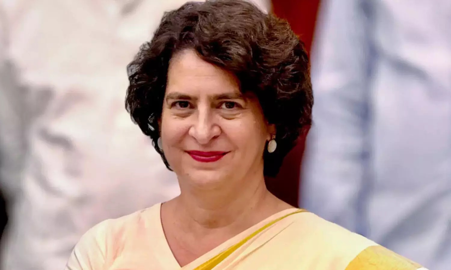 യു.ഡി.എഫില്‍ വിശ്വാസമര്‍പ്പിച്ചതിന് ജനങ്ങള്‍ക്ക് നന്ദി; ശക്തിയും ആത്മവിശ്വാസവും നല്‍കുന്ന വിധിയെന്നും പ്രിയങ്കാ ഗാന്ധി എം.പി