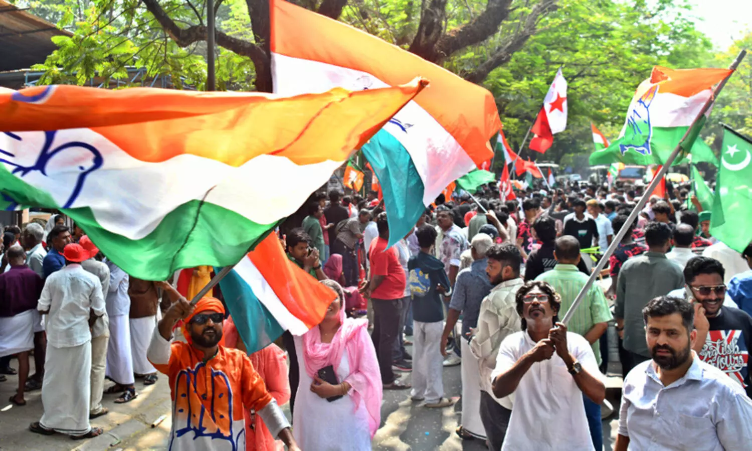 നഗരസഭകളിൽ കരുത്ത് കൂട്ടി യു.ഡി.എഫ്...