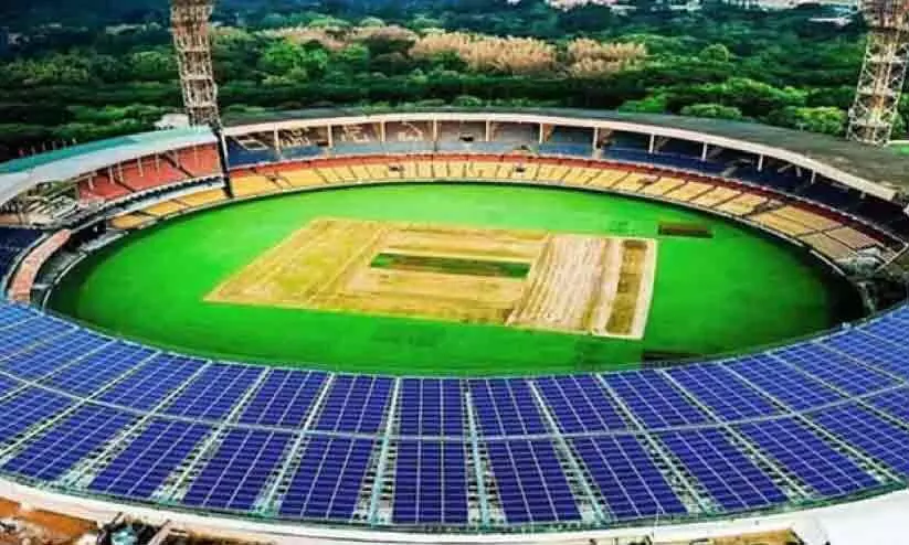 ചിന്നസ്വാമി സ്റ്റേഡിയത്തില് മത്സരം നടത്താന് ഉപാധികളോടെ അനുമതി ചിന്നസ്വാമി സ്റ്റേഡിയത്തില് മത്സരം നടത്താന് ഉപാധികളോടെ അനുമതി