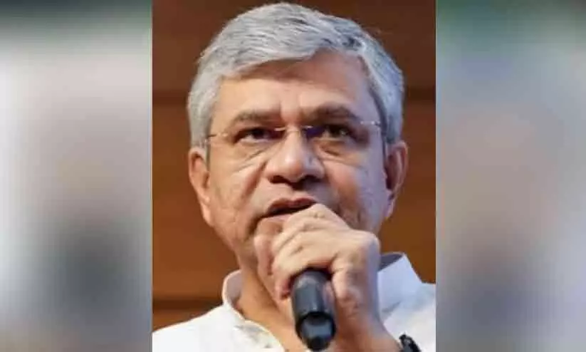 ഭൂമി ഏറ്റെടുക്കൽ വൈകുന്നു; റെയിൽവേ പദ്ധതികൾ നിലച്ചു ഭൂമി ഏറ്റെടുക്കൽ വൈകുന്നു; റെയിൽവേ പദ്ധതികൾ നിലച്ചു