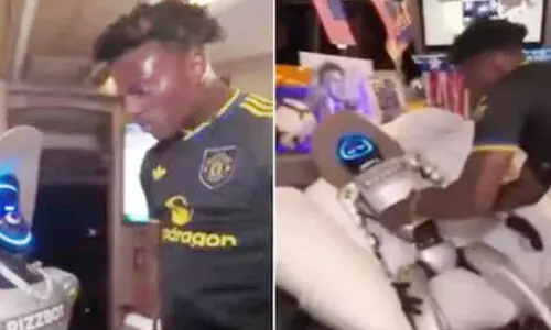 figh,robot,യുട്യൂബർ,റോബോട്ട്, നഷ്ടപരിഹാരം