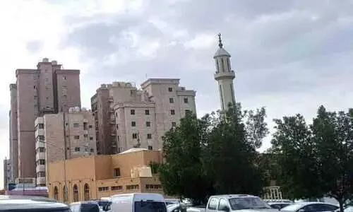 ഫാമിലി റെസിഡൻഷ്യൽ ഏരിയകളിലെ പ്രവാസി ബാച്ചിലർ താമസത്തിൽ നടപടി ഫാമിലി റെസിഡൻഷ്യൽ ഏരിയകളിലെ പ്രവാസി ബാച്ചിലർ താമസത്തിൽ നടപടി