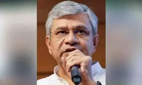 ഭൂ​മി ഏ​റ്റെ​ടു​ക്ക​ൽ വൈ​കു​ന്നു; റെ​യി​ൽ​വേ പ​ദ്ധ​തി​ക​ൾ നി​ല​ച്ചു