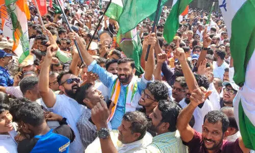 റിജിൽ മാക്കുറ്റി ജയിച്ചു; പിടിച്ചെടുത്തത് എൽ.ഡി.എഫ് രണ്ടുതവണ ജയിച്ച സീറ്റ് റിജിൽ മാക്കുറ്റി ജയിച്ചു; പിടിച്ചെടുത്തത് എൽ.ഡി.എഫ് രണ്ടുതവണ ജയിച്ച സീറ്റ്