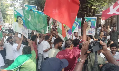 കോർപറേഷനുകൾ എൽ.ഡി.എഫിന് കനത്ത തിരിച്ചടി; ശക്തിദുർഗമായ കൊല്ലത്ത് പിന്നിൽ കോർപറേഷനുകൾ എൽ.ഡി.എഫിന് കനത്ത തിരിച്ചടി; ശക്തിദുർഗമായ കൊല്ലത്ത് പിന്നിൽ