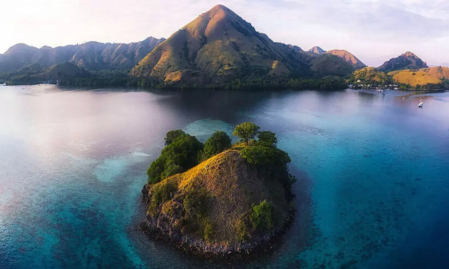 top ten,places, world,celebrate, New Year, കോസ്റ്ററീക്ക, ജപ്പാൻ, ഇന്തോനേഷ്യ, മെക്സികോ,അബൂദബി