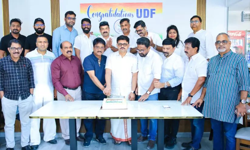 തദ്ദേശത്തിൽ ആവേശം കൊണ്ട് പ്രവാസികൾ തദ്ദേശത്തിൽ ആവേശം കൊണ്ട് പ്രവാസികൾ