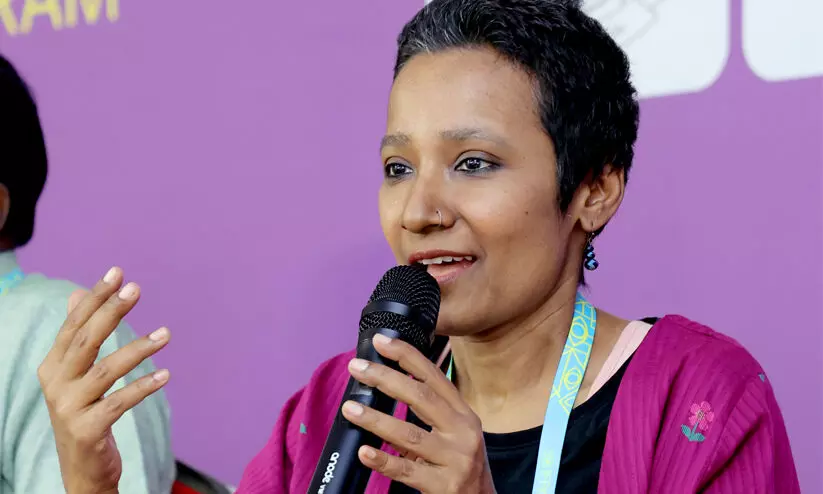 വസ്ത്രധാരണം സ്വാതന്ത്ര്യത്തെ അളക്കുന്നതിനുള്ള മാനദണ്ഡമാകരുത്; ഐ.എഫ്.എഫ്.കെയിൽ തനിഷ്ഠ ചാറ്റർജി വസ്ത്രധാരണം സ്വാതന്ത്ര്യത്തെ അളക്കുന്നതിനുള്ള മാനദണ്ഡമാകരുത്; ഐ.എഫ്.എഫ്.കെയിൽ തനിഷ്ഠ ചാറ്റർജി