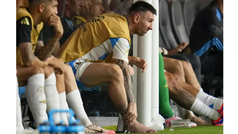 മെസ്സിയുടെ ഇടത്തേ കാലിന് 8,151 കോടി ഇൻഷൂറൻസ്; ഒരു നിബന്ധന പാലിച്ചില്ലെങ്കിൽ നഷ്ടമാകും മെസ്സിയുടെ ഇടത്തേ കാലിന് 8,151 കോടി ഇൻഷൂറൻസ്; ഒരു നിബന്ധന പാലിച്ചില്ലെങ്കിൽ നഷ്ടമാകും