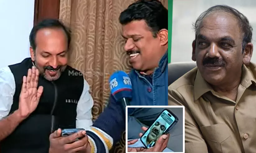 പോറ്റിയേ കേറ്റിയേ...സ്വർണം ചെമ്പായി മാറ്റിയേ..; വൈറൽ പാട്ടെഴുതിയ കുഞ്ഞബ്ദുള്ളയെ വീഡിയോകോൾ വിളിച്ച് പി.സി വിഷ്ണുനാഥ് പോറ്റിയേ കേറ്റിയേ...സ്വർണം ചെമ്പായി മാറ്റിയേ..; വൈറൽ പാട്ടെഴുതിയ കുഞ്ഞബ്ദുള്ളയെ വീഡിയോകോൾ വിളിച്ച് പി.സി വിഷ്ണുനാഥ്