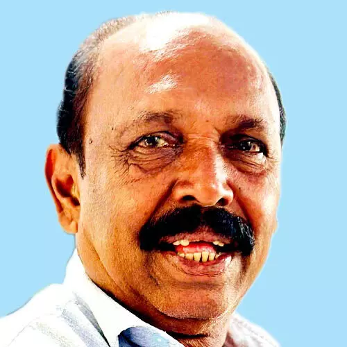 ഗ്രാ​നൈ​റ്റ് ക്വാ​റി​യി​ൽ സെ​ക്യൂ​രി​റ്റി  ജീവനക്കാരൻ മ​രി​ച്ച നി​ല​യി​ൽ