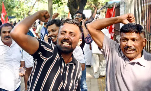 തിരിച്ചുപിടിച്ചേ... കൊച്ചി കോർപറേഷൻ തിരിച്ചുപിടിച്ചേ...