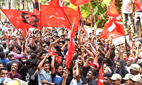 കോർപറേഷനിൽ പാർട്ടിയുടെ ശക്തികേന്ദ്രങ്ങളിലേക്കുള്ള ബി.ജെ.പിയുടെ കടന്നുകയറ്റം സി.പി.എമ്മിന്റെ ഉറക്കം കെടുത്തും കോർപറേഷനിൽ പാർട്ടിയുടെ ശക്തികേന്ദ്രങ്ങളിലേക്കുള്ള ബി.ജെ.പിയുടെ കടന്നുകയറ്റം സി.പി.എമ്മിന്റെ ഉറക്കം കെടുത്തും