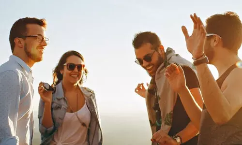 ജോലി സമയം കഴിഞ്ഞ് ഓഫിസിൽനിന്ന് വിളി; ഫോണെടുക്കണോ? കോർപറേറ്റ് ലോകത്ത് ചർച്ചയായി സ്വകാര്യ ബിൽ ജോലി സമയം കഴിഞ്ഞ് ഓഫിസിൽനിന്ന് വിളി; ഫോണെടുക്കണോ? കോർപറേറ്റ് ലോകത്ത് ചർച്ചയായി സ്വകാര്യ ബിൽ