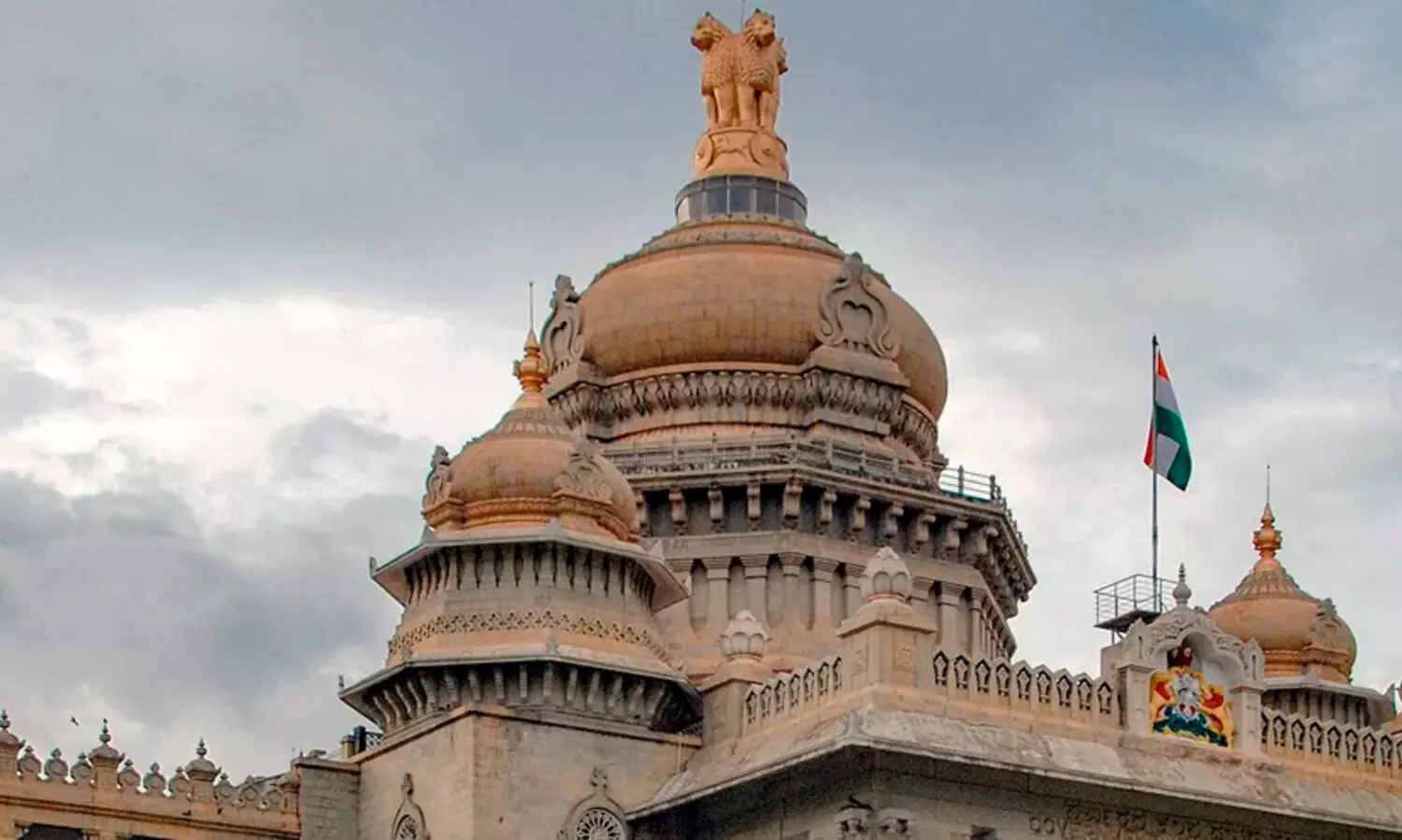 വിദ്വേഷ പ്രസംഗത്തിനെതിരെ കർണാടക നിയമസഭയിൽ ബിൽ അവതരിപ്പിച്ചു; വാക്കുകളിലൂടെയോ എഴുത്തിലൂടെയോ ആംഗ്യങ്ങളിലൂടെയോ വിദ്വേഷ കണ്ടന്റ് നിർമിക്കുക, പോസ്റ്റ് ചെയ്യുക, പ്രചരിപ്പിക്കുക കുറ്റകരം