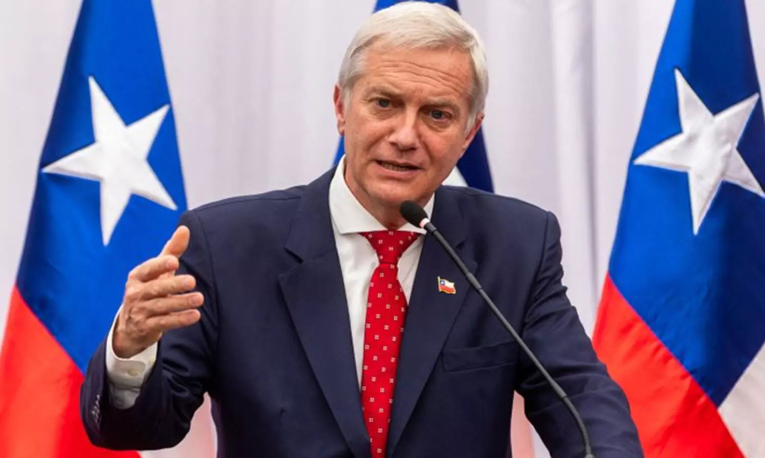 ചിലിയിൽ തീവ്ര വലതുപക്ഷക്കാരനും കുടിയേറ്റ വിരുദ്ധനുമായ അ​ന്റോണിയോ കാസ്റ്റിന് ജയം