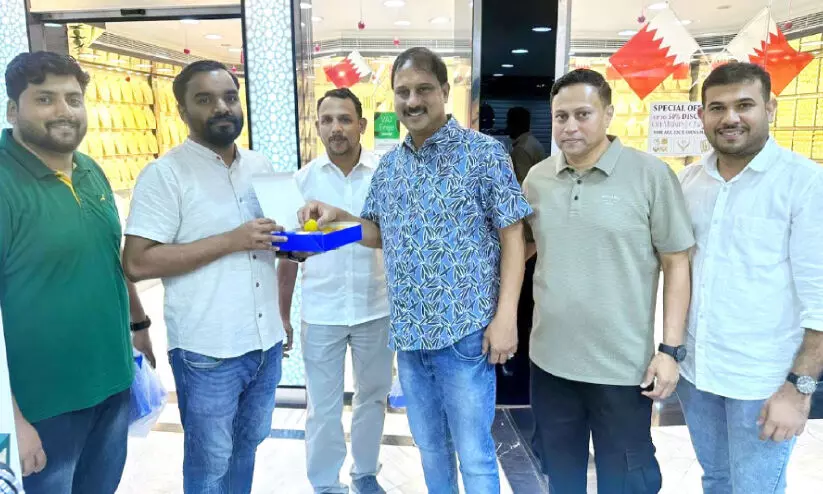 യു.ഡി.എഫിന്റെ ചരിത്ര വിജയം ഐ.വൈ.സി.സി ബഹ്റൈൻ വിപുലമായി ആഘോഷിച്ചു യു.ഡി.എഫിന്റെ ചരിത്ര വിജയം ഐ.വൈ.സി.സി ബഹ്റൈൻ വിപുലമായി ആഘോഷിച്ചു