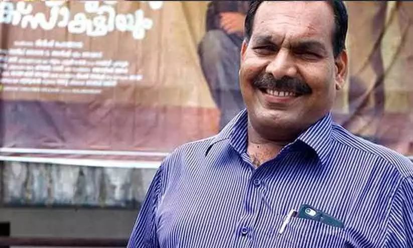 മദ്യപിച്ച് വാഹനമോടിച്ചതിന് സിനിമാതാരവും പൊലീസുകാരനുമായ ശിവദാസനെതിരെ കേസ് മദ്യപിച്ച് വാഹനമോടിച്ചതിന് സിനിമാതാരവും പൊലീസുകാരനുമായ ശിവദാസനെതിരെ കേസ്