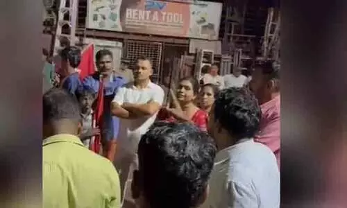 അരിവാള് കൊണ്ട് ഞങ്ങൾക്ക് ചില പണികളൊക്കെ അറിയാം, പിറ്റേദിവസം മുസ്ലിം ലീഗ് കരിദിനം ആചരിക്കേണ്ടിവരും; കൊലവിളി പ്രസംഗവുമായി സി.പി.എം ഏരിയ കമ്മിറ്റി അംഗം അരിവാള് കൊണ്ട് ഞങ്ങൾക്ക് ചില പണികളൊക്കെ അറിയാം, പിറ്റേദിവസം മുസ്ലിം ലീഗ് കരിദിനം ആചരിക്കേണ്ടിവരും; കൊലവിളി പ്രസംഗവുമായി സി.പി.എം ഏരിയ കമ്മിറ്റി അംഗം