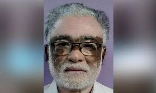 ത​ണ്ണി​ത്തോ​ട്ടി​ൽ മു​ന്ന​ണി​ക​ളെ വെ​ട്ടി​വീ​ഴ്ത്തി എ​ൻ. ലാ​ലാ​ജി