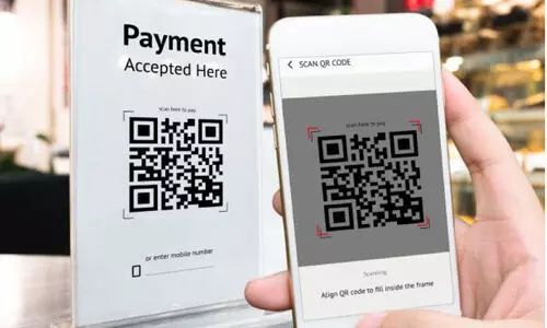 ക്യു.​ആ​ർ കോ​ഡ് ത​ട്ടി​പ്പു​ക​ൾ; ബി​സി​ന​സ് ഉ​ട​മ​ക​ൾ ജാ​ഗ്ര​ത പാ​ലി​ക്ക​ണ​മെ​ന്ന് അ​ധി​കൃ​ത​ർ