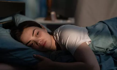 ഉറക്കം കുറവാണോ? ഇടക്ക് വെച്ച് എഴുന്നേൽക്കാറുണ്ടോ? കാൻസറിനുള്ള സാധ്യത കൂടുതൽ