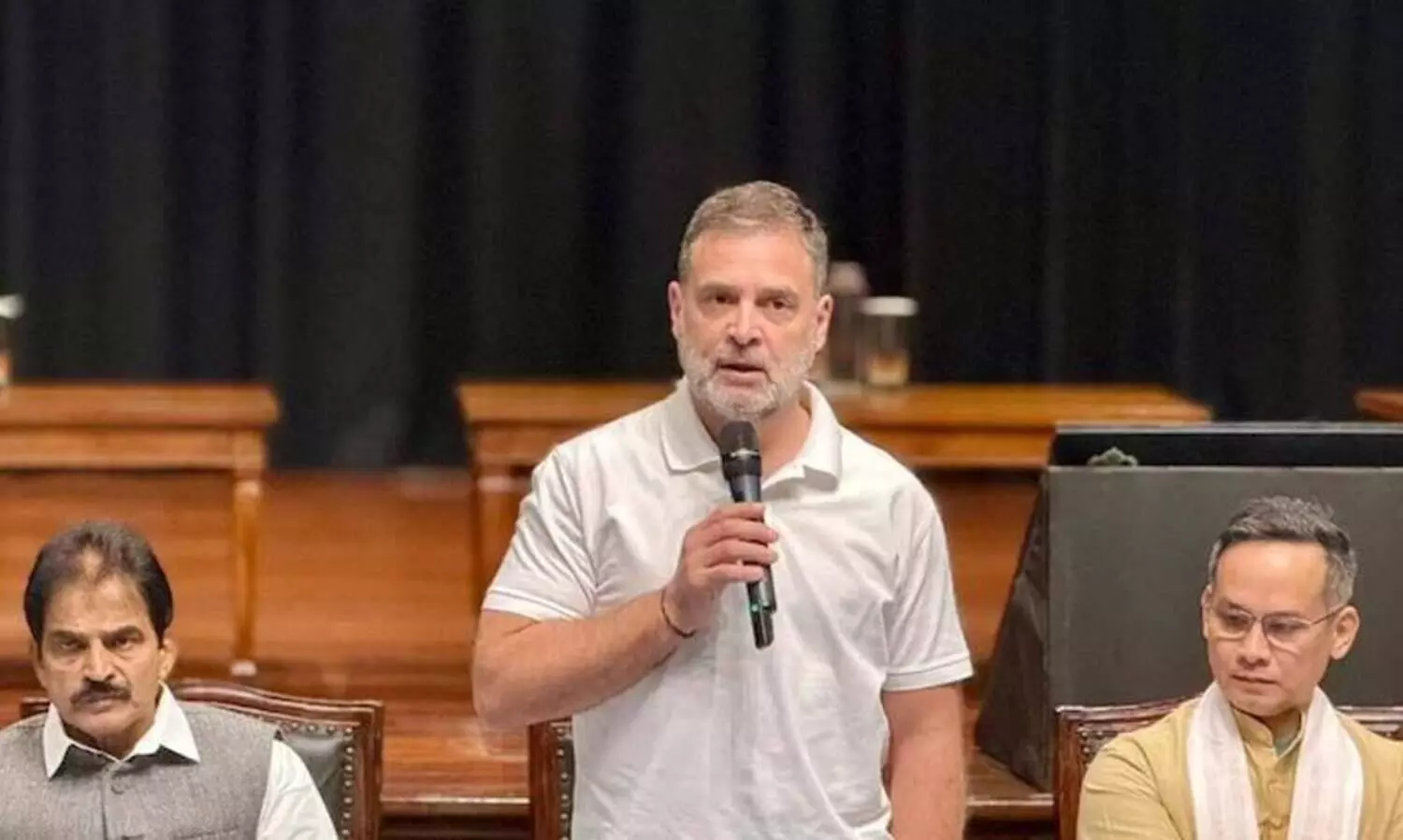 മോദിക്ക് ഗാന്ധിയോടും രാജ്യത്തെ ദരിദ്രരോടും ആഴത്തിൽ വെറുപ്പെന്ന് രാഹുൽ ഗാന്ധി; ‘വിബി ജി റാം ജി ബില്ലിനെ പാത മുതൽ പാർലമെന്റ് വരെ നേരിടും’