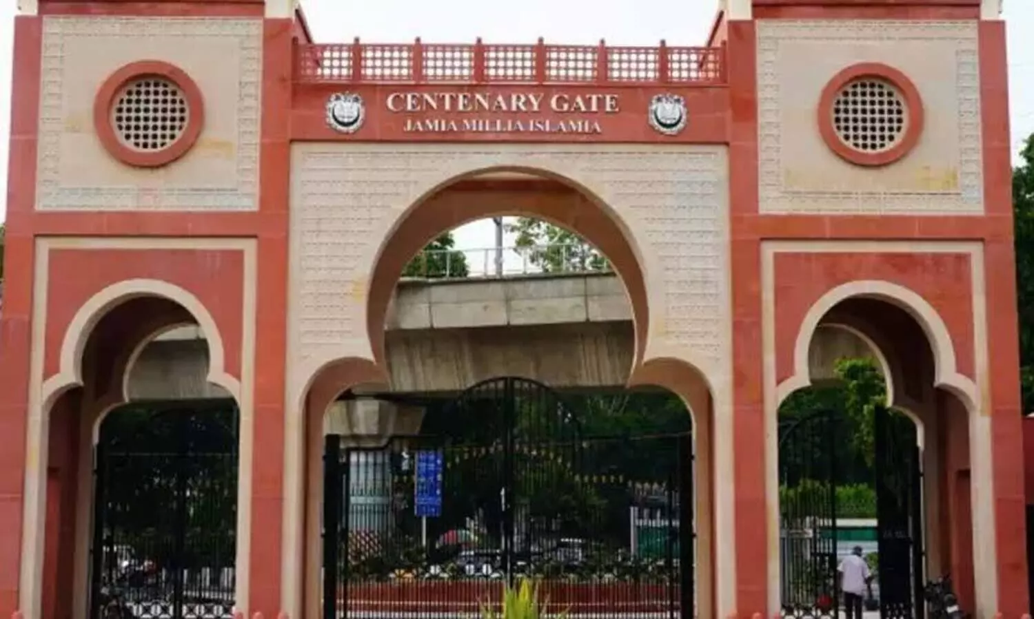 Sixth anniversary of police brutality; Jamia Millia students gather on campus