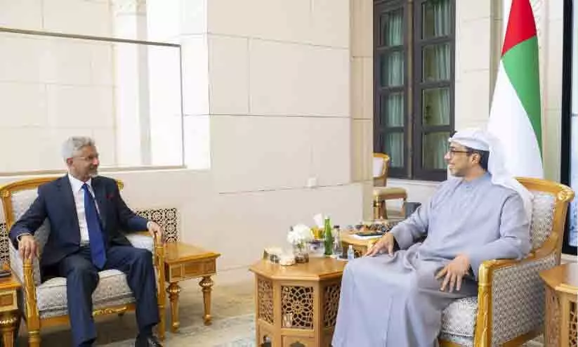 ഇന്ത്യൻ വിദേശകാര്യമന്ത്രി അബൂദബിയിൽ ഇന്ത്യൻ വിദേശകാര്യമന്ത്രി അബൂദബിയിൽ