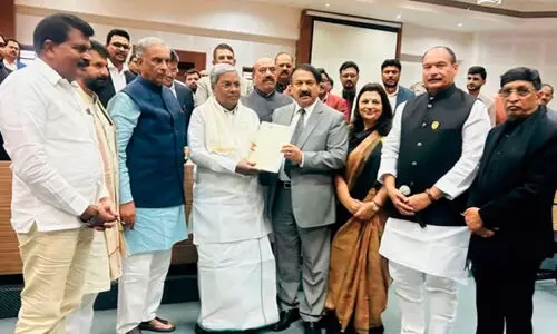 സംസ്ഥാനത്ത് പ്രവാസി മന്ത്രാലയം വേണമെന്ന് ആവശ്യം ശക്തം