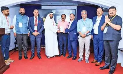 പുസ്തകം പ്രകാശനം ചെയ്തു പുസ്തകം പ്രകാശനം ചെയ്തു