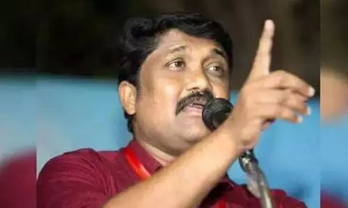 ‘പോറ്റിയേ കേറ്റിയേ’ പാട്ടിനെതിരെ എ.എ. റഹീം ‘പോറ്റിയേ കേറ്റിയേ’ പാട്ടിനെതിരെ എ.എ. റഹീം