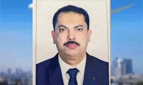 മൂന്നുപതിറ്റാണ്ടിന് ശേഷം സലാഹുദ്ദീൻ നസീർ നാട്ടിലേക്ക് മൂന്നുപതിറ്റാണ്ടിന് ശേഷം സലാഹുദ്ദീൻ നസീർ നാട്ടിലേക്ക്