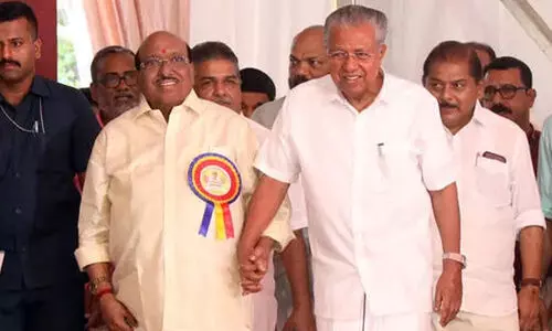 ‘മുഖ്യമന്ത്രിയുടേതിനേക്കാൾ വലിയ കാറുള്ളവനാണ് ഞാൻ; എന്തുകൊണ്ടാണ് എൻ.എസ്.എസിനെ കുറ്റപ്പെടുത്താത്തത്?’ -വെള്ളാപ്പള്ളി