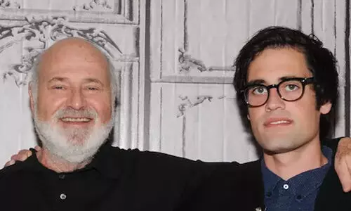 ഹോളിവുഡ് താരം റോബ് റെയ്നറിന്റെയും ഭാര്യയുടെയും കൊലപാതകത്തിൽ മകൻ അറസ്റ്റിൽ ഹോളിവുഡ് താരം റോബ് റെയ്നറിന്റെയും ഭാര്യയുടെയും കൊലപാതകത്തിൽ മകൻ അറസ്റ്റിൽ