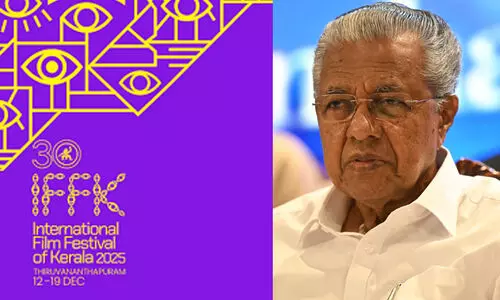 കേന്ദ്രത്തിന്റെ കത്രികവെക്കലിന് കേരളം വഴങ്ങില്ല, എല്ലാ സിനിമകളും മേളയിൽ പ്രദർശിപ്പിക്കും -മുഖ്യമന്ത്രി കേന്ദ്രത്തിന്റെ കത്രികവെക്കലിന് കേരളം വഴങ്ങില്ല, എല്ലാ സിനിമകളും മേളയിൽ പ്രദർശിപ്പിക്കും -മുഖ്യമന്ത്രി