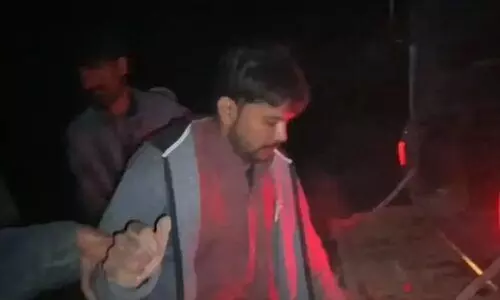 പാകിസ്താനിൽ 18 ബസ് യാത്രക്കാരെ തട്ടിക്കൊണ്ടുപോയി പാകിസ്താനിൽ 18 ബസ് യാത്രക്കാരെ തട്ടിക്കൊണ്ടുപോയി