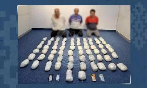 സുവൈഖിൽ മയക്കുമരുന്നുമായി മൂന്ന് ഏഷ്യൻ വംശജർ പിടിയിൽ സുവൈഖിൽ മയക്കുമരുന്നുമായി മൂന്ന് ഏഷ്യൻ വംശജർ പിടിയിൽ