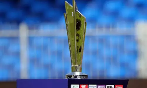 ട്വന്റി20 ലോകകപ്പ് ട്രോഫി ടൂർ ഇന്ന് മസ്കത്തിൽ ട്വന്റി20 ലോകകപ്പ് ട്രോഫി ടൂർ ഇന്ന് മസ്കത്തിൽ