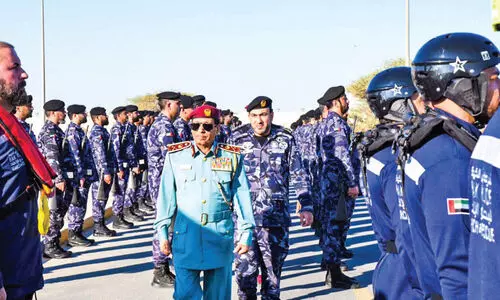 സ്പെ​ഷ​ല്‍ ടാ​സ്ക് ഫോ​ഴ്സ് പ്ര​വ​ര്‍ത്ത​നം വി​ല​യി​രു​ത്തി റാ​ക് പൊ​ലീ​സ് മേ​ധാ​വി