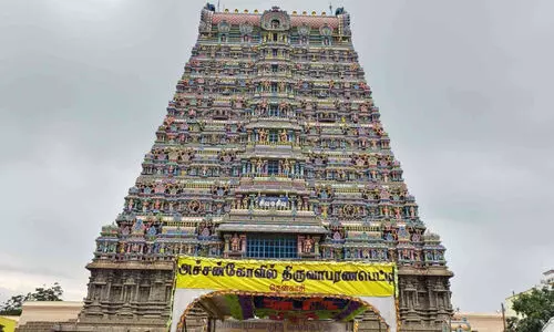 ഭക്തിനിർഭരമായി അച്ചൻകോവിൽ, ആര്യങ്കാവ് ക്ഷേത്രങ്ങളിലെ തിരുവാഭരണ ഘോഷയാത്ര