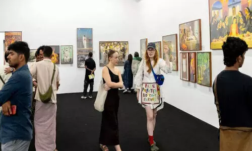 സമകാലീന കലക്കൊപ്പം വിസ്മയവും കൗതുകവും ബിനാലെക്ക് ആവേശത്തോടെ സന്ദർശകർ