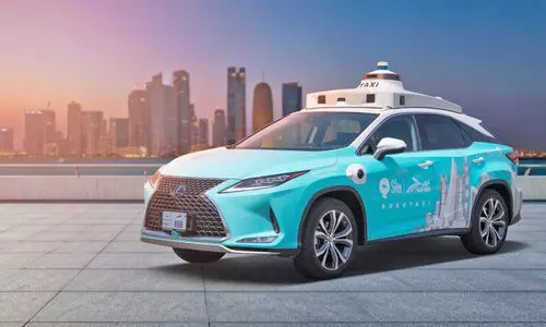 നി​ര​ത്തു​ക​ളി​ൽ താ​ര​മാ​കാ​ൻ റോ​ബോ ടാ​ക്സി​ക​ൾ