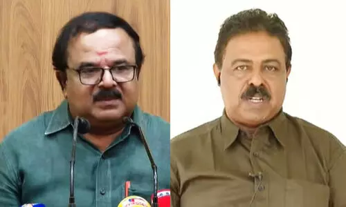 പാരഡിക്കെതിരായ പരാതിയിൽ തിരുവാഭരണപാത സംരക്ഷണ സമിതിയിൽ ഭിന്നത; കൊള്ള നടത്തിയവരെ സംരക്ഷിക്കാനെന്ന് ചെയർമാൻ