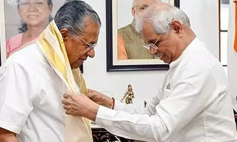 ‘ആർ.എസ്.എസ് ഓഫിസ് നിശ്ചയിച്ചാൽ അതു നടക്കും, അതെന്തായാലും പിണറായി നടത്തും’ -ഗവർണർക്ക് കീഴടങ്ങിയതിനെതിരെ ഡോ. ആസാദ് ‘ആർ.എസ്.എസ് ഓഫിസ് നിശ്ചയിച്ചാൽ അതു നടക്കും, അതെന്തായാലും പിണറായി നടത്തും’ -ഗവർണർക്ക് കീഴടങ്ങിയതിനെതിരെ ഡോ. ആസാദ്