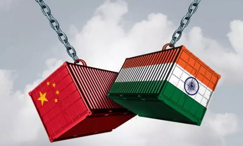 യു.എസ് വിട്ട് ചൈനക്ക് പിന്നാലെ ഇന്ത്യ; കയറ്റുമതി കുതിച്ചുയർന്നു യു.എസ് വിട്ട് ചൈനക്ക് പിന്നാലെ ഇന്ത്യ; കയറ്റുമതി കുതിച്ചുയർന്നു